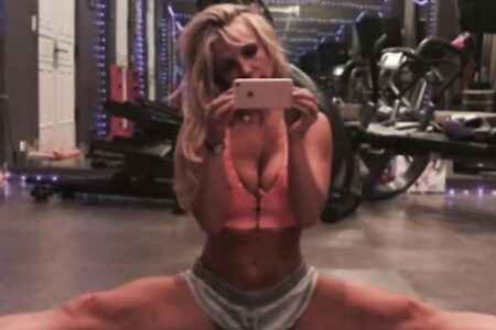 Britney Spears Nude Pics and Shocking Backstage Porn