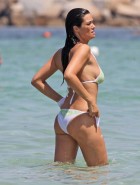 Manuela Arcuri Bikini Shots Are Damn Sexy