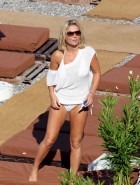Geri Halliwell Pussy Slip In A Bikini