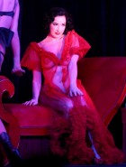 Dita Von Teese Topless In Crazy Horse Paris Burlesque Show