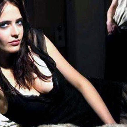 Eva Green Cleavage Photos & Sex Tape & Sex Scenes