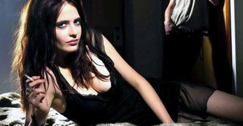 Eva Green Cleavage Photos & Sex Tape & Sex Scenes